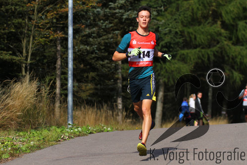 04.10.2015, xkvx, Wintersport, Biathlon Nordcup 2015, Crosswettkampfl v.l. Felix Hentschel