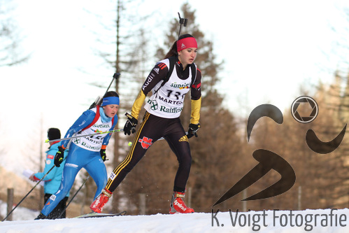 19.12.2015, xkvx, Wintersport, Biathlon Alpencup Martell, Sprint v.l. BALTING LIsa