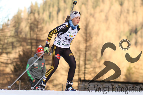 19.12.2015, xkvx, Wintersport, Biathlon Alpencup Martell, Sprint v.l. ECKSTEIN Sina