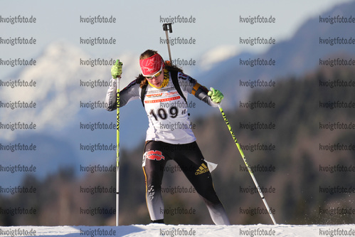 30.01.2015, xkvx, Wintersport, DSV Biathlon Deutschlandpokal Sprint v.l. SEBASTIAN Victoria