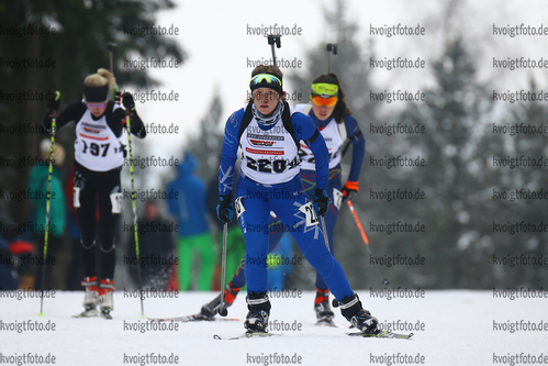 11.02.2018, xkvx, Wintersport, DSV Biathlon Deutschlandpokal - Altenberg, Verfolgung v.l. ZIMMERMANN Amelie