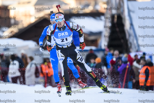 19.12.2019, xkvx, Biathlon IBU Weltcup Le Grand Bornand, Sprint Herren, v.l. Florent Claude (Belgium) in aktion / in action competes