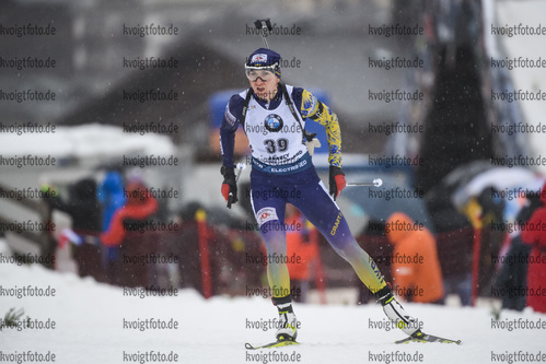 20.12.2019, xkvx, Biathlon IBU Weltcup Le Grand Bornand, Sprint Damen, v.l. Olena Pidhrushna (Ukraine) in aktion / in action competes