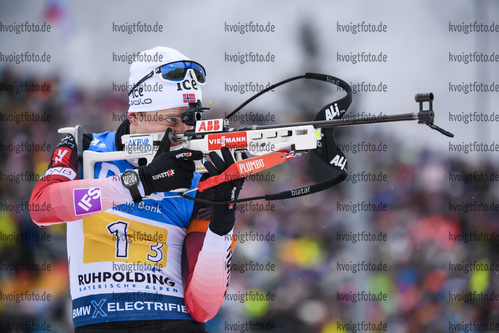 18.01.2019, xkvx, Biathlon IBU Weltcup Ruhpolding, Staffel Herren, v.l. Tarjei Boe (Norway) in aktion am Schiessstand / at the shooting range