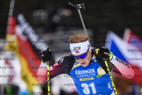 19.02.2020, xkvx, Biathlon IBU Weltmeisterschaft Antholz, Einzel Herren, v.l. Johannes Dale (Norway) in aktion / in action competes