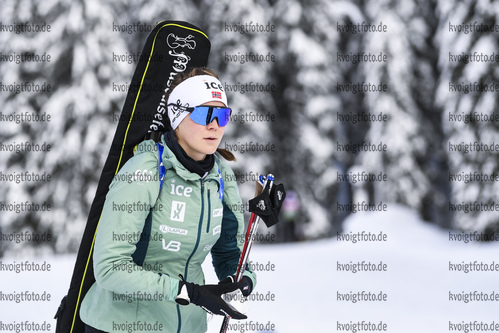 11.02.2021, xkvx, Biathlon IBU World Championships Pokljuka, Training Damen und Herren, v.l. Karoline Offigstad Knotten (Norway) in aktion / in action competes