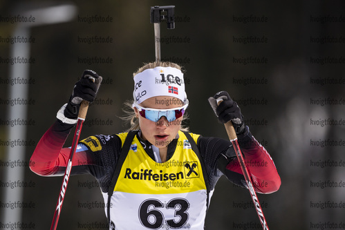 13.03.2020, xkvx, Biathlon IBU Cup Obertilliach, Sprint Damen, v.l. Juni Arnekleiv (Norway)  / 