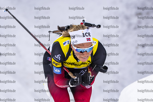 13.03.2020, xkvx, Biathlon IBU Cup Obertilliach, Sprint Damen, v.l. Juni Arnekleiv (Norway)  / 