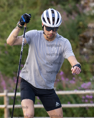 26.08.2021, xkvx, Biathlon Training Bessans, v.l. Emilien Jacquelin (France)  