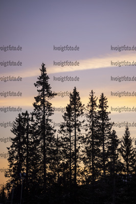 14.11.2021, xkvx, Season Opening Sjusjoen / Landscape, v.l. Feature / Landschaft / Sonnenuntergang / Sunset / Sonne / Sjusjoen / Landscape  