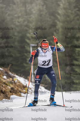 17.11.2021, xkvx, German Qualifiers - Sprint Women, v.l. Vanessa Voigt (Germany) in aktion / in action competes