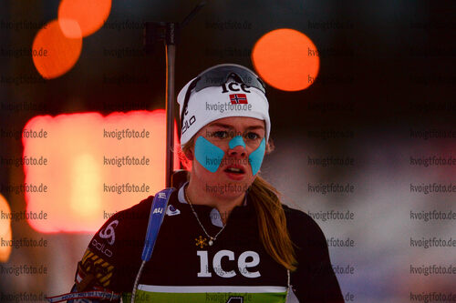 01.12.2021, xetx, Biathlon IBU Cup Sjusjoen, Super Sprint Women, v.l. Karoline Erdal (NORWAY)  / 