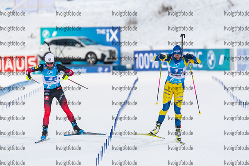 05.12.2021, xkvx, Biathlon IBU World Cup Oestersund, Relay Women, v.l. Marte Olsbu Roeiseland (Norway), Hanna Oeberg (Sweden) im Ziel / in the finish