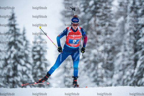 11.12.2021, xkvx, Biathlon IBU World Cup Hochfilzen, Relay Women, v.l. Elisa Gasparin (Switzerland) in aktion / in action competes