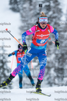 11.12.2021, xkvx, Biathlon IBU World Cup Hochfilzen, Relay Women, v.l. Kristina Reztsova (Russia) in aktion / in action competes