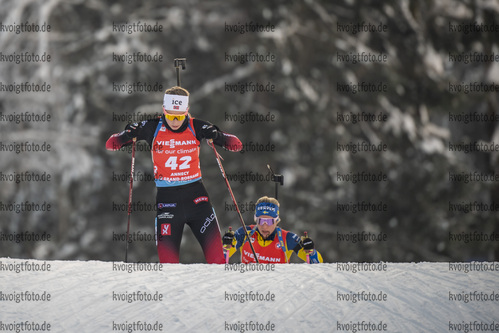 16.12.2021, xkvx, Biathlon IBU World Cup Le Grand Bornand, Sprint Women, v.l. Ida Lien (Norway) in aktion / in action competes