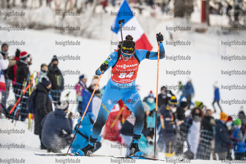 16.12.2021, xkvx, Biathlon IBU World Cup Le Grand Bornand, Sprint Women, v.l. Julia Simon (France) in aktion / in action competes