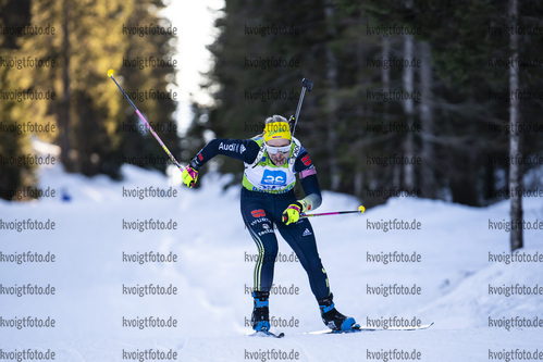 18.12.2021, xsoex, Biathlon Alpencup Pokljuka, Sprint Women, v.l. Stefanie Scherer (Germany)  / 