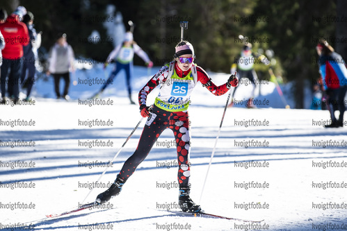 19.12.2021, xsoex, Biathlon Alpencup Pokljuka, Sprint Women, v.l. Paula Dressler (Germany)  / 