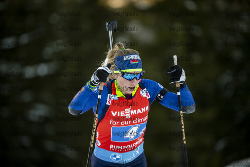 14.01.2022, xkvx, Biathlon IBU World Cup Ruhpolding, Relay Women, v.l. Hanna Sola (Belarus) in aktion / in action competes