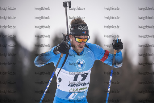 22.01.2022, xkvx, Biathlon IBU World Cup Anterselva, Mass Start Men, v.l. Antonin Guigonnat (France) in aktion / in action competes