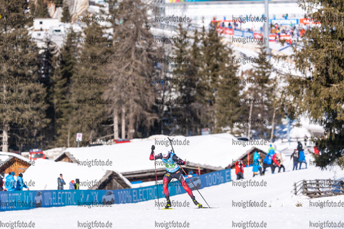 23.01.2022, xkvx, Biathlon IBU World Cup Anterselva, Relay Men, v.l. Tarjei Boe (Norway) in aktion / in action competes