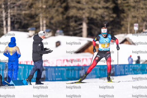 23.01.2022, xkvx, Biathlon IBU World Cup Anterselva, Relay Men, v.l. Johannes Thingnes Boe (Norway) in aktion / in action competes