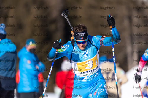 23.01.2022, xkvx, Biathlon IBU World Cup Anterselva, Relay Men, v.l. Simon Desthieux (France) in aktion / in action competes