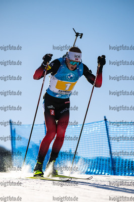 23.01.2022, xkvx, Biathlon IBU World Cup Anterselva, Relay Men, v.l. Johannes Thingnes Boe (Norway) in aktion / in action competes