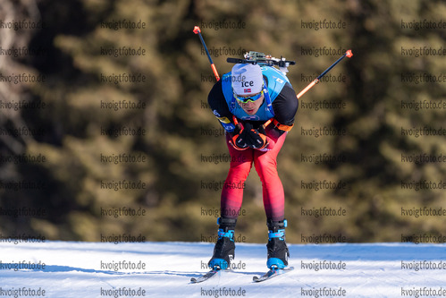 23.01.2022, xkvx, Biathlon IBU World Cup Anterselva, Relay Men, v.l. Vetle Sjaastad Christiansen (Norway) in aktion / in action competes