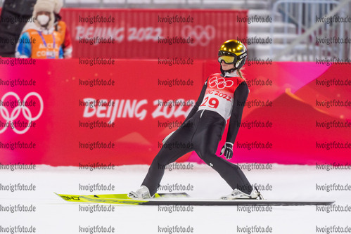 Zhangjiakou, China, 05.02.22: Spela Rogelj (Slovenia) in aktion beim Skisprung der Damen waehrend den Olympischen Winterspielen 2022 in Peking am 05. Februar 2022 in Zhangjiakou. (Foto von Kevin Voigt / VOIGT)

Zhangjiakou, China, 05.02.22: Spela Rogelj (Slovenia) in action competes during the women´s ski jumping at the Olympic Winter Games 2022 on February 05, 2022 in Zhangjiakou. (Photo by Kevin Voigt / VOIGT)