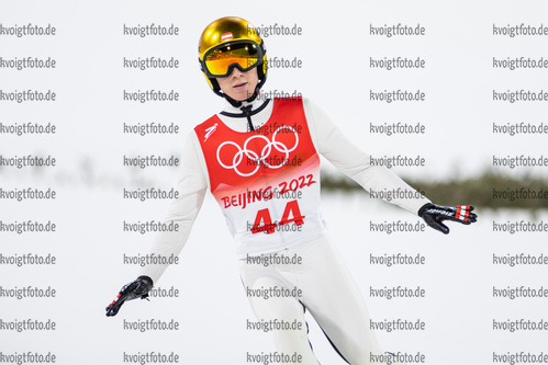 Zhangjiakou, China, 06.02.22: Jan Hoerl (Austria) in aktion beim beim Skisprung der Herren von der Normalschanze waehrend den Olympischen Winterspielen 2022 in Peking am 06. Februar 2022 in Zhangjiakou. (Foto von Tom Weller / VOIGT)

Zhangjiakou, China, 06.02.22: Jan Hoerl (Austria) in action competes during the men´s ski jumping from the normal hill at the Olympic Winter Games 2022 on February 06, 2022 in Zhangjiakou. (Photo by Tom Weller / VOIGT)