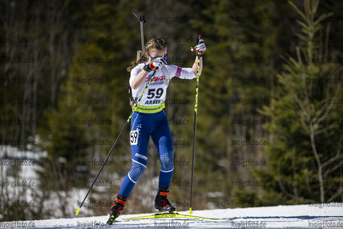 Bodenmais, Deutschland, 12.03.22: Annalena Knab (Germany) in aktion waehrend der Verfolgung der Frauen bei dem DSV Jugendcup Deutschlandpokal im Biathlon am 12. Februar 2022 in Bodenmais. (Foto von Benjamin Soelzer / VOIGT)

Bodenmais, Germany, 12.03.22: Annalena Knab (Germany) in action competes during the women’s pursuit at the Biathlon German Cup March 12, 2022 in Bodenmais. (Photo by Benjamin Soelzer / VOIGT)