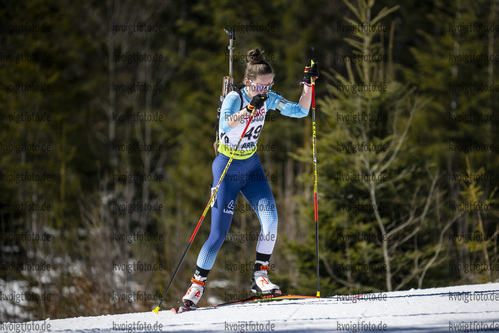 Bodenmais, Deutschland, 12.03.22: Julia Otto (Germany) in aktion waehrend der Verfolgung der Frauen bei dem DSV Jugendcup Deutschlandpokal im Biathlon am 12. Februar 2022 in Bodenmais. (Foto von Benjamin Soelzer / VOIGT)

Bodenmais, Germany, 12.03.22: Julia Otto (Germany) in action competes during the women’s pursuit at the Biathlon German Cup March 12, 2022 in Bodenmais. (Photo by Benjamin Soelzer / VOIGT)