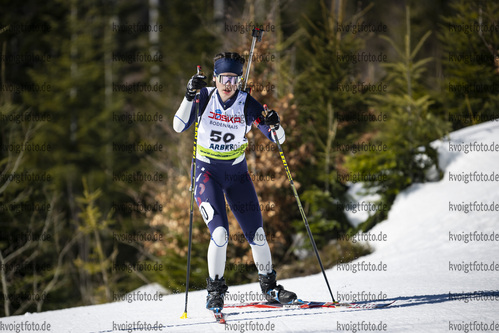 Bodenmais, Deutschland, 12.03.22: Sophia Hartlieb (Germany) in aktion waehrend der Verfolgung der Frauen bei dem DSV Jugendcup Deutschlandpokal im Biathlon am 12. Februar 2022 in Bodenmais. (Foto von Benjamin Soelzer / VOIGT)

Bodenmais, Germany, 12.03.22: Sophia Hartlieb (Germany) in action competes during the women’s pursuit at the Biathlon German Cup March 12, 2022 in Bodenmais. (Photo by Benjamin Soelzer / VOIGT)