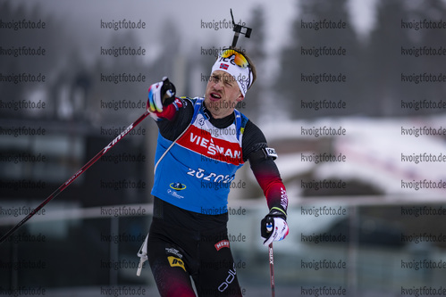 Oslo, Norwegen, 16.03.22: Tarjei Boe (Norway) schaut waehrend des Trainings bei dem BMW IBU World Cup im Biathlon am 16. Februar 2022 in Oslo. (Foto von Kevin Voigt / VOIGT)

Oslo, Norway, 16.03.22: Tarjei Boe (Norway) looks on during the training at the Biathlon BMW IBU World Cup March 16, 2022 in Oslo. (Photo by Kevin Voigt / VOIGT)