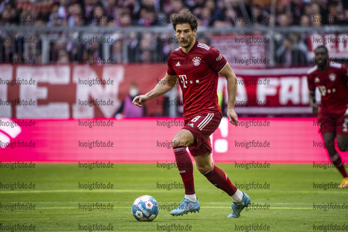 09.04.2022, Fussball, 1.Bundesliga, FC Bayern Muenchen - FC Augsburg, v.l. Leon Goretzka (FC Bayern Muenchen)