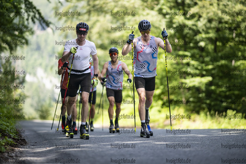 Pokljuka, Slowenien, 28.06.22: Johannes Kuehn (Germany), Roman Rees (Germany) in aktion waehrend des Training am 28. June  2022 in Pokljuka. (Foto von Kevin Voigt / VOIGT)

Pokljuka, Slovenia, 28.06.22: Johannes Kuehn (Germany), Roman Rees (Germany) in action competes during the training at the June 28, 2022 in Pokljuka. (Photo by Kevin Voigt / VOIGT)