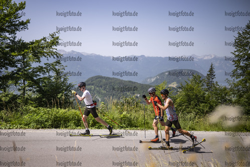 Pokljuka, Slowenien, 28.06.22: Johannes Kuehn (Germany), Justus Strelow (Germany), David Zobel (Germany) in aktion waehrend des Training am 28. June  2022 in Pokljuka. (Foto von Kevin Voigt / VOIGT)

Pokljuka, Slovenia, 28.06.22: Johannes Kuehn (Germany), Justus Strelow (Germany), David Zobel (Germany) in action competes during the training at the June 28, 2022 in Pokljuka. (Photo by Kevin Voigt / VOIGT)