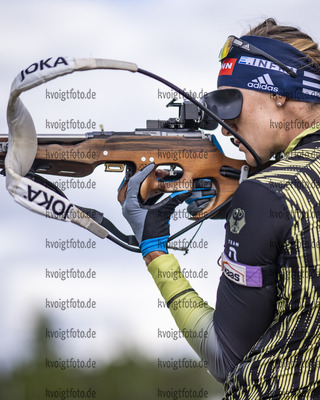 Lillehammer, Norwegen, 15.07.22:  in aktion am Schiessstand waehrend des Training am 15. July  2022 in Lillehammer. (Foto von Kevin Voigt / VOIGT)

Lillehammer, Norway, 15.07.22:  at the shooting range during the training at the July 15, 2022 in Lillehammer. (Photo by Kevin Voigt / VOIGT)