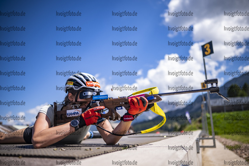 Cavalese, Italien, 09.08.22: Vanessa Voigt (Germany) in aktion am Schiessstand waehrend des Training am 09. August 2022 in Cavalese. (Foto von Kevin Voigt / VOIGT)

Cavalese, Italy, 09.08.22: Vanessa Voigt (Germany) at the shooting range during the training at the August 09, 2022 in Cavalese. (Photo by Kevin Voigt / VOIGT)