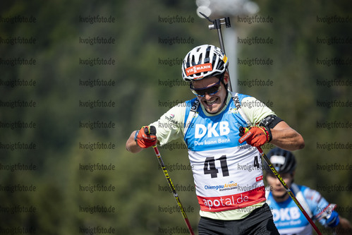 Ruhpolding, Deutschland, 26.08.22: Philipp Horn (Germany) in aktion waehrend dem Super Sprint Herren Qualifikation bei den IBU Sommer Weltmeisterschaften im Biathlon am 26. August 2022 in Ruhpolding. (Foto von Kevin Voigt / VOIGT)

Ruhpolding, Germany, 26.08.22: Philipp Horn (Germany) in action competes during the Super Sprint Mens Qualification at the IBU Summer Biathlon World Championships August 26, 2022 in Ruhpolding. (Photo by Kevin Voigt / VOIGT)