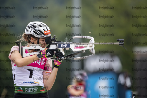 Ruhpolding, Deutschland, 27.08.22: Iva Moric (Germany) in aktion am Schiessstand waehrend dem Sprint der Juniorinnen bei den IBU Sommer Weltmeisterschaften im Biathlon am 27. August 2022 in Ruhpolding. (Foto von Kevin Voigt / VOIGT)

Ruhpolding, Germany, 27.08.22: Iva Moric (Germany) at the shooting range during the junior women’s sprint at the IBU Summer Biathlon World Championships August 27, 2022 in Ruhpolding. (Photo by Kevin Voigt / VOIGT)