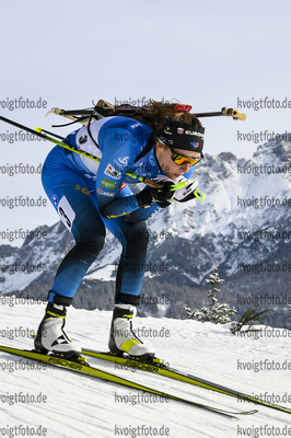 11.12.2020, xadex, Biathlon IBU Weltcup Hochfilzen, Sprint Damen, v.l. v.l. Justine Braisaz-Bouchet (FRA)  / 

Copyright: EXPA/Adelsberger via VOIGT Fotografie