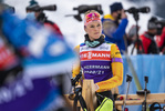 16.12.2020, xkvx, Biathlon IBU Weltcup Hochfilzen, Training Damen und Herren, v.l. Denise Herrmann (Germany) schaut / looks on