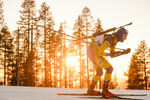 25.11.2021, xetx, Biathlon IBU Cup Idre, Sprint Men, v.l. Anton Ivarsson (SWE)