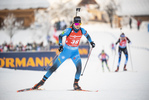 16.12.2021, xkvx, Biathlon IBU World Cup Le Grand Bornand, Sprint Women, v.l. Chloe Chevalier (France) in aktion / in action competes