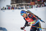 16.12.2021, xkvx, Biathlon IBU World Cup Le Grand Bornand, Sprint Women, v.l. Vanessa Hinz (Germany) in aktion / in action competes